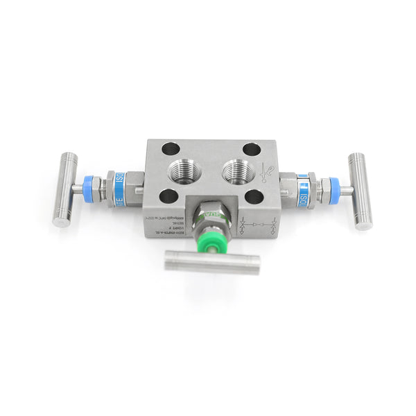 Integral Three Valve Manifold